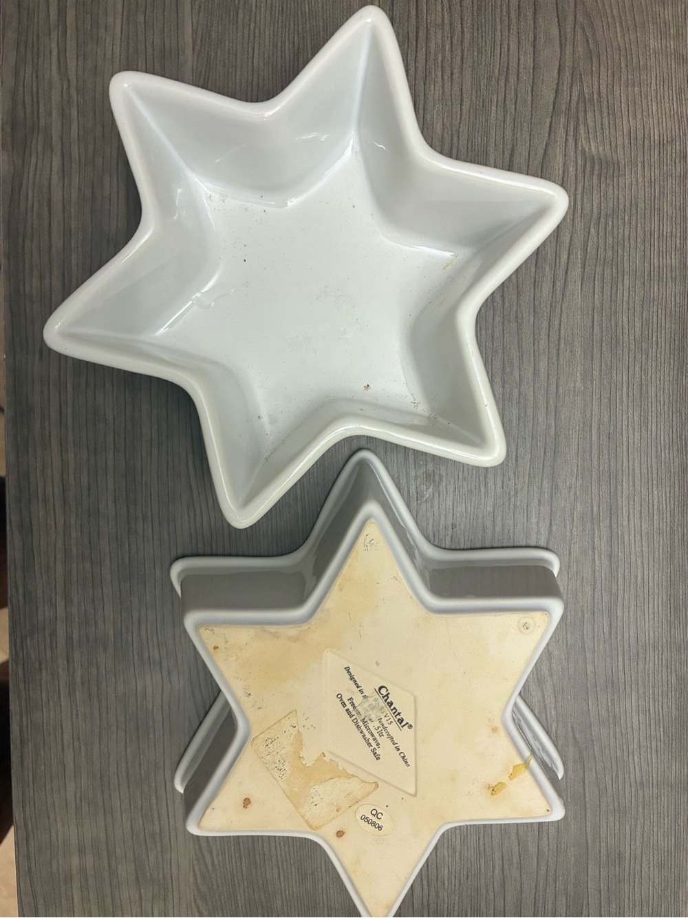 Chantal Star Shaped Ceramic Serving Baking Dishes White Set of 2
